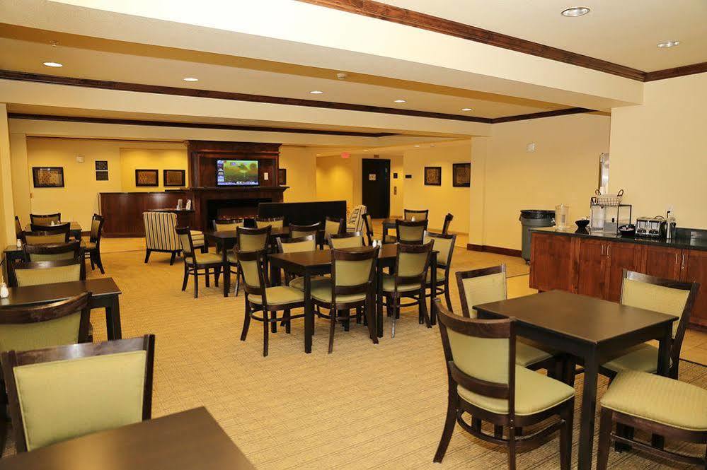 Black Gold Suites Stanley ภายนอก รูปภาพ
